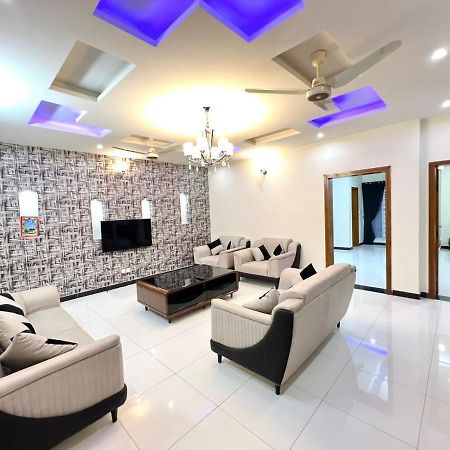 Luxury Apartment Rentals Islamabad Buitenkant foto